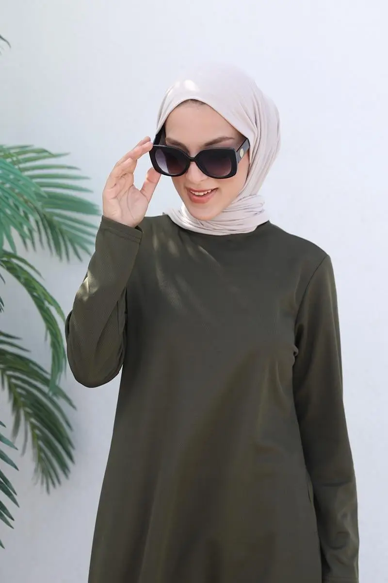 Knot Detailed Hijab Suit-detail