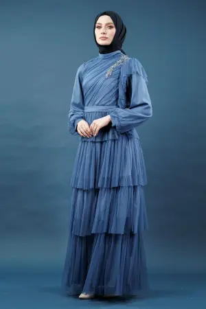 Eteği Kat Detaylı Indigo Tesettür Elbise