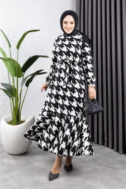 Eteği Volanlı Desenli Elbise