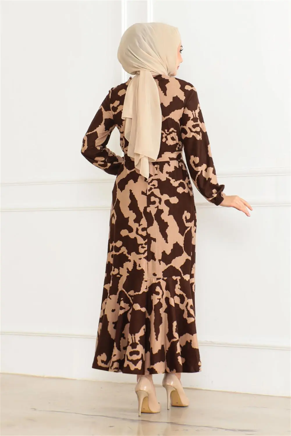 Eteği Volanlı Desenli Elbise-detail