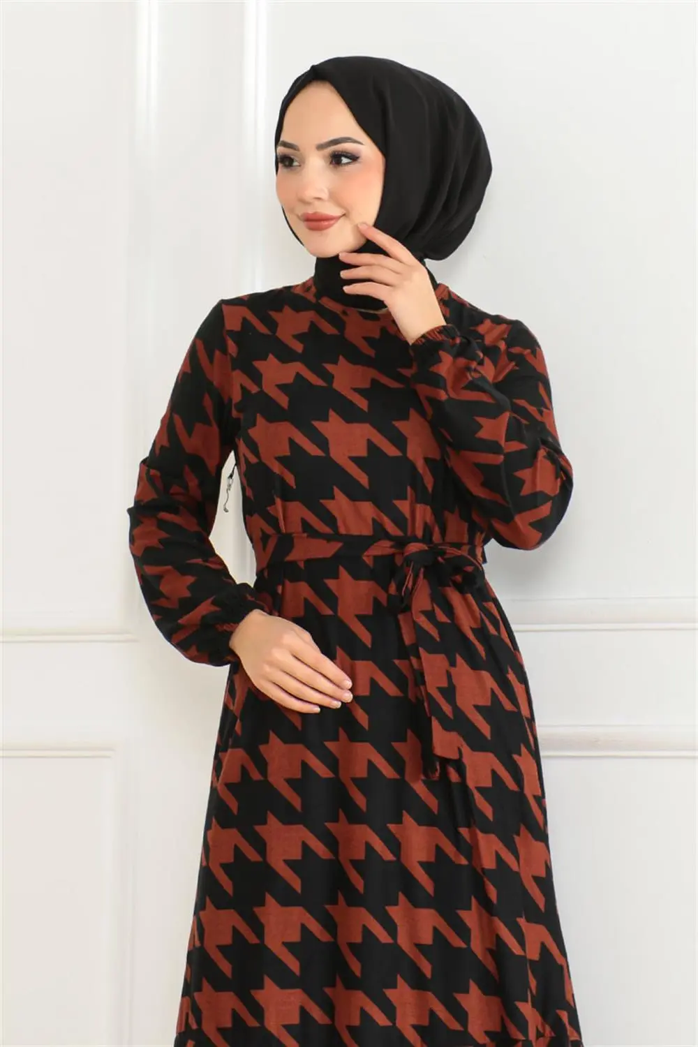 Patterned Dress With Flounce Skirt-detail