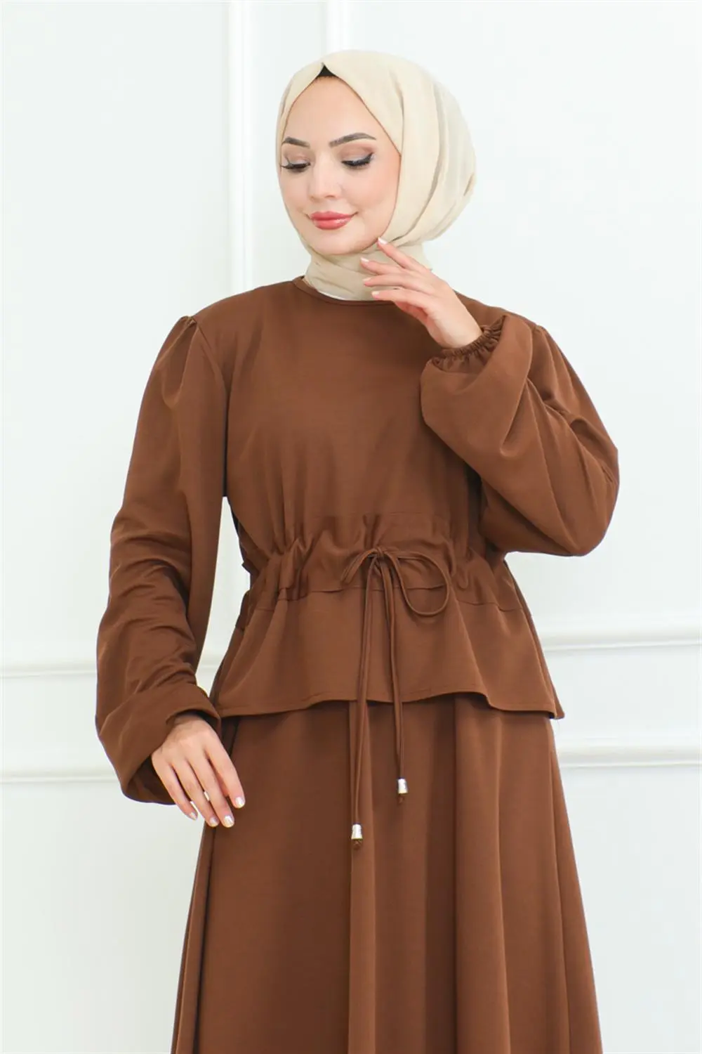 Etekli Tesettür Takım Kahverengi-detail