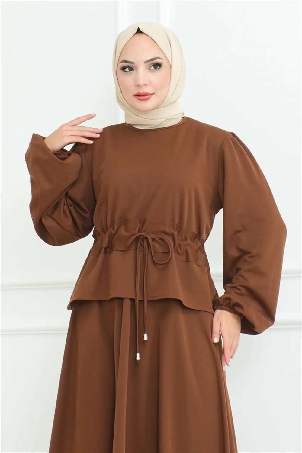 Etekli Tesettür Takım Kahverengi-detail
