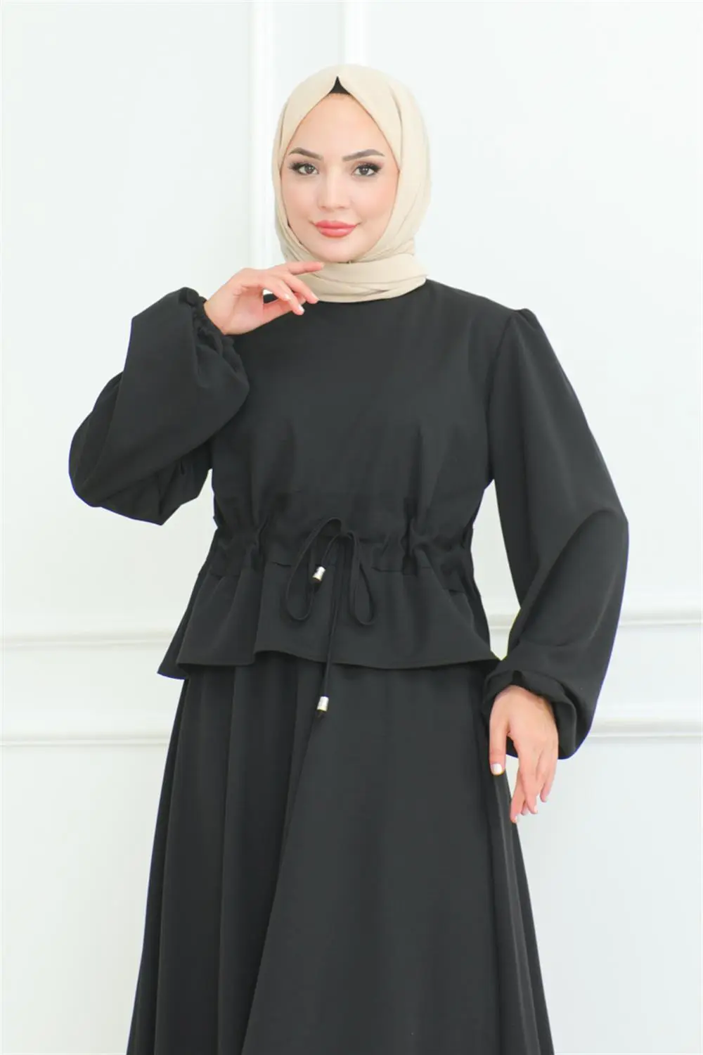 Etekli Tesettür Takım Siyah-detail