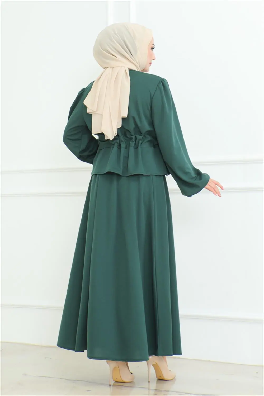Etekli Tesettür Takım Zümrüt Yeşili-detail