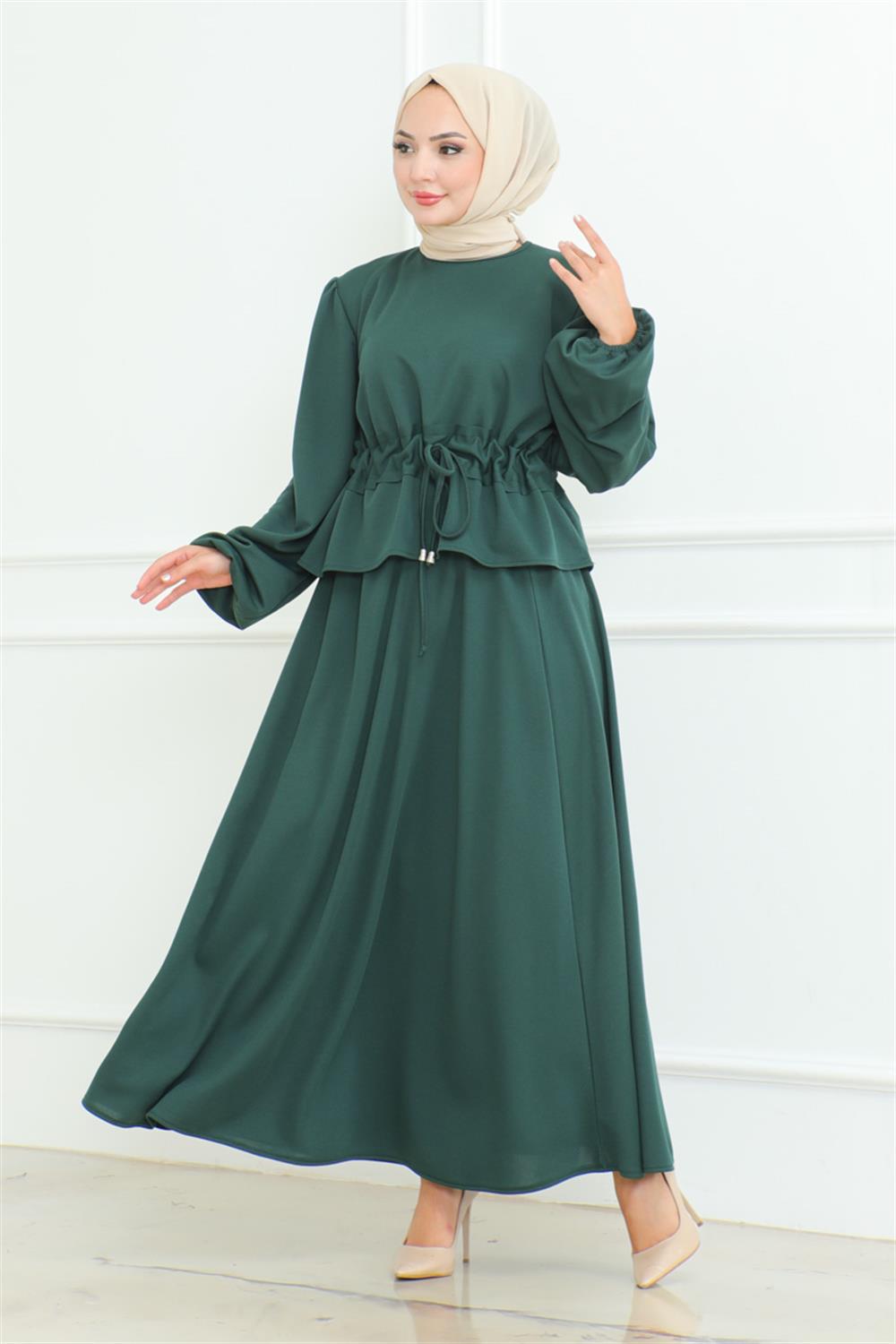Etekli Tesettür Takım Zümrüt Yeşili