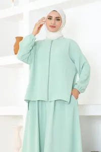 Zippered Aerobin Suit