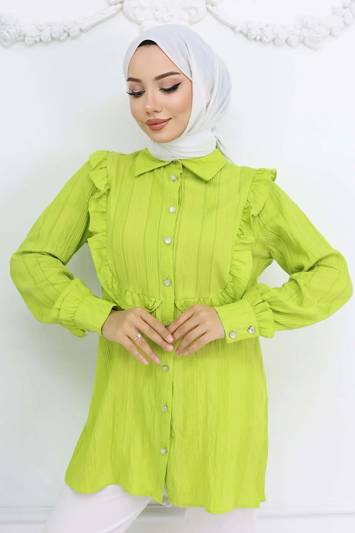 Fırfır Detaylı Kendinden Desenli Gömlek Fıstık Yeşili 2235-detail