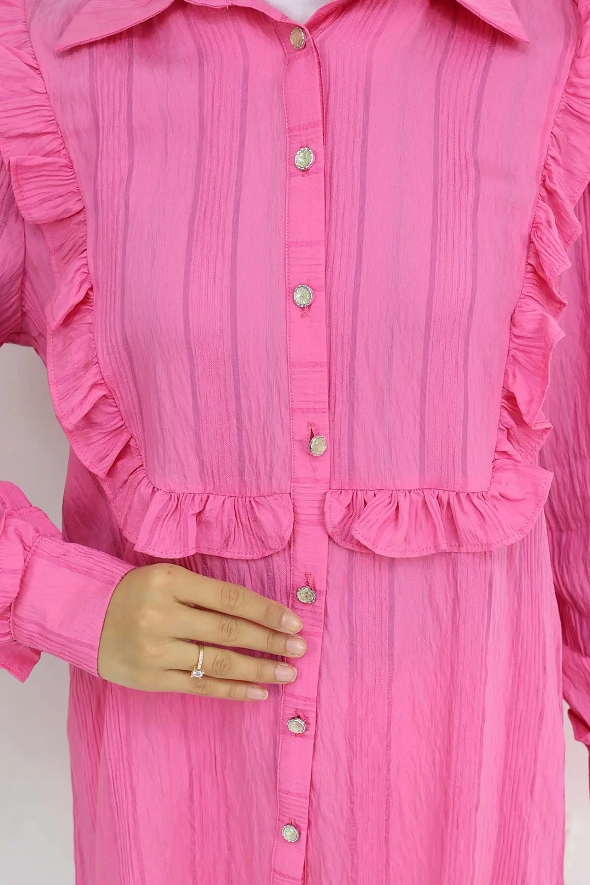 Fırfır Detaylı Kendinden Desenli Gömlek Fuşya 2235-detail