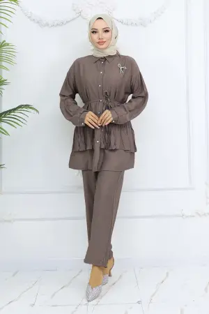 Frilled Brooch Detailed Two Piece Suit
