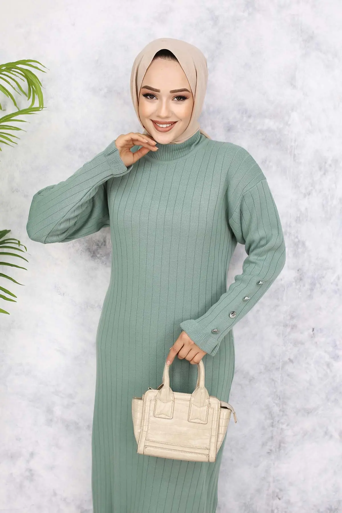 Fırfırlı Triko Elbise-detail