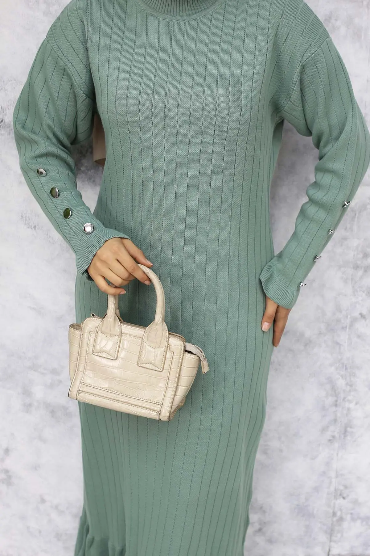 Fırfırlı Triko Elbise-detail