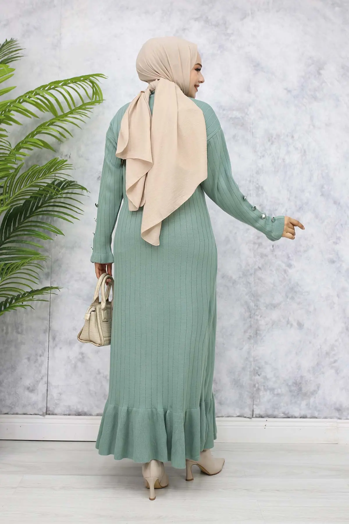 Fırfırlı Triko Elbise-detail