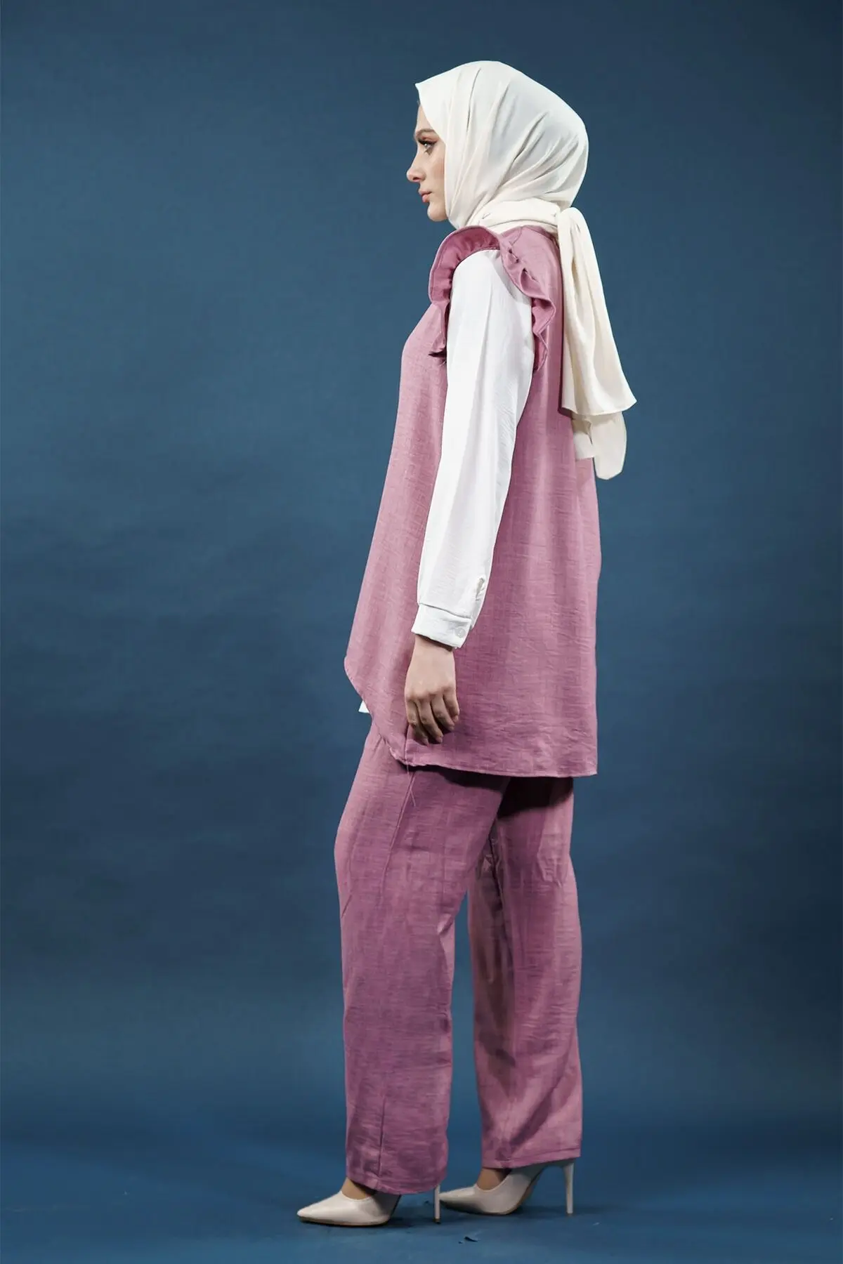 Fırfırlı Üçlü Keten Takım-detail