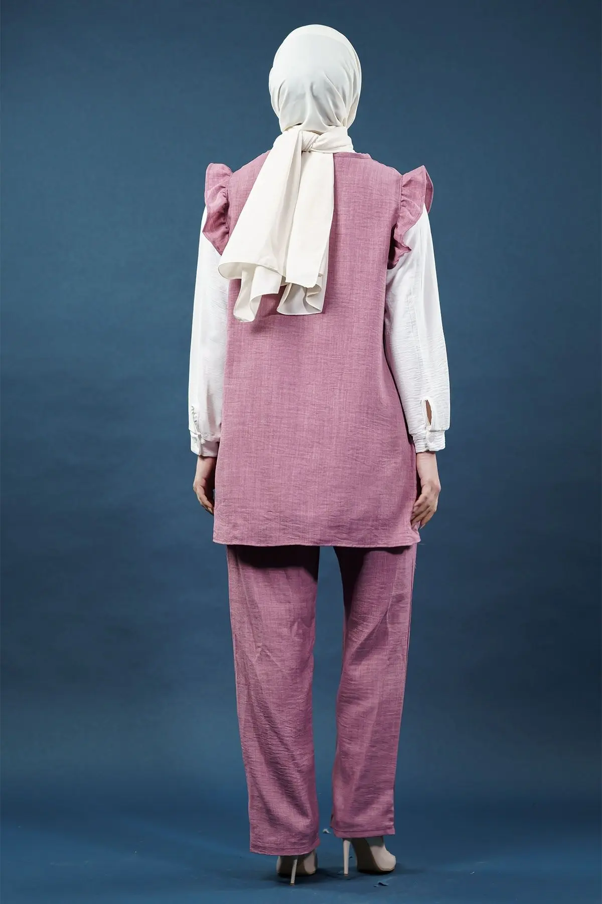 Fırfırlı Üçlü Keten Takım-detail