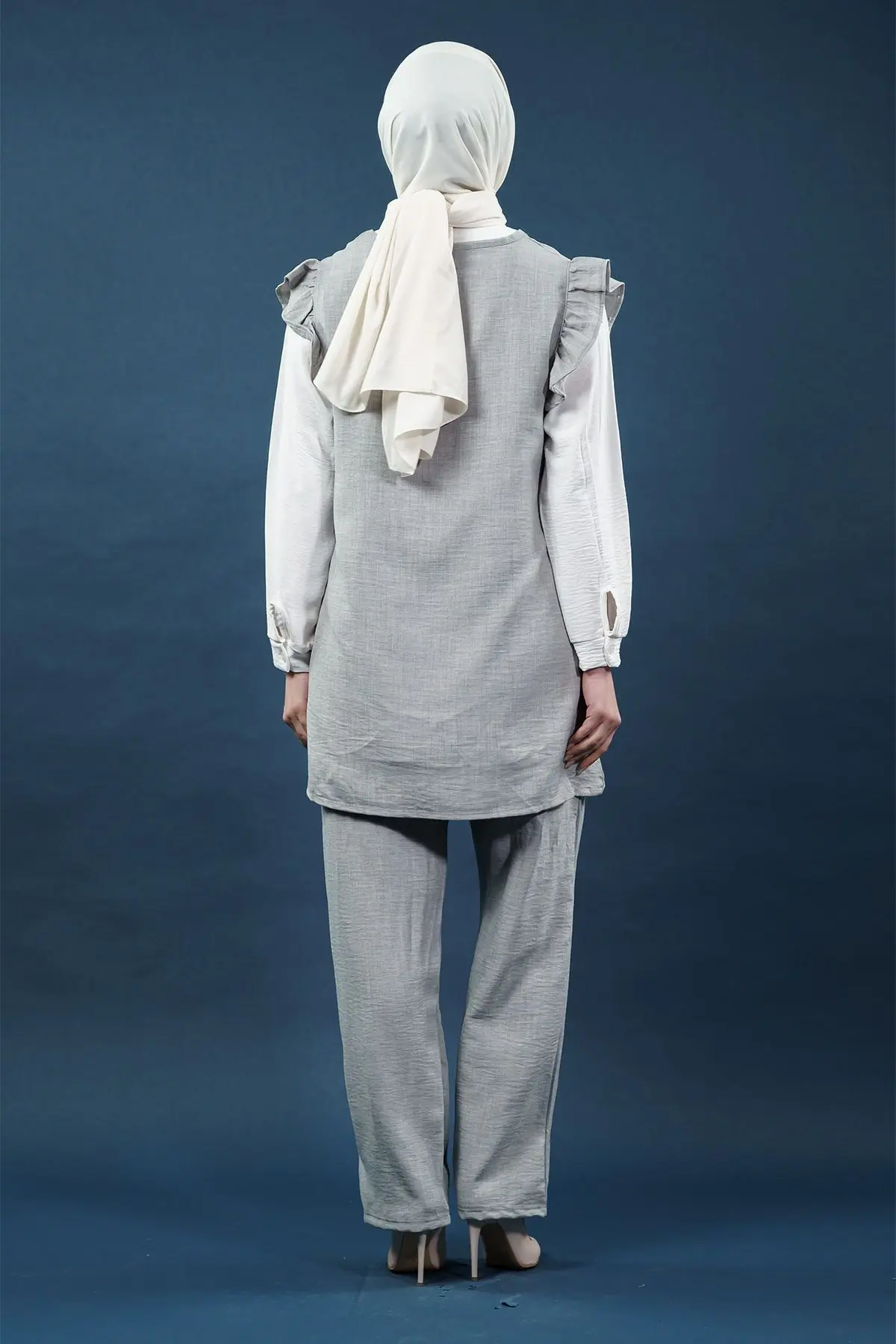 Fırfırlı Üçlü Keten Takım-detail