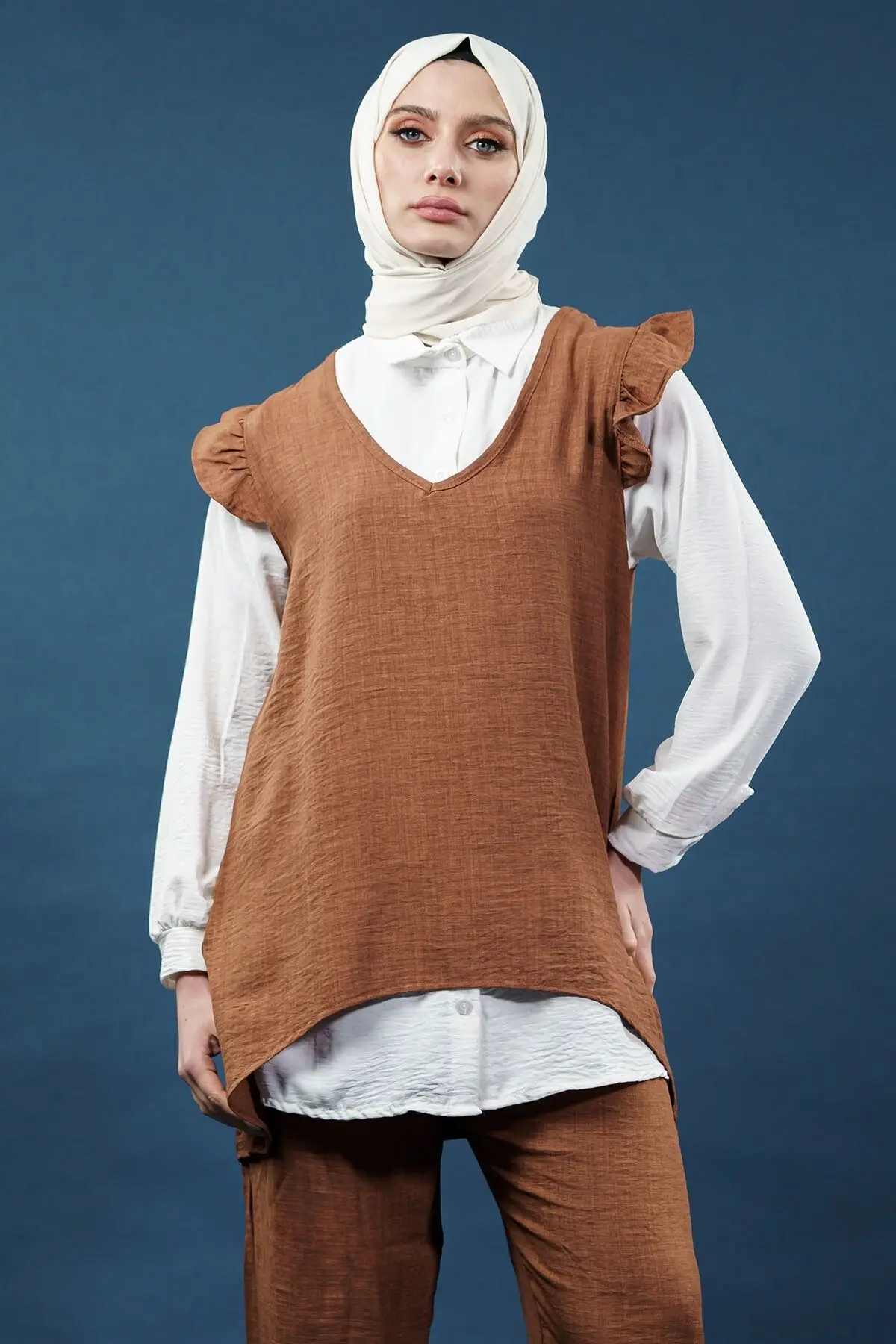 Fırfırlı Üçlü Keten Takım-detail