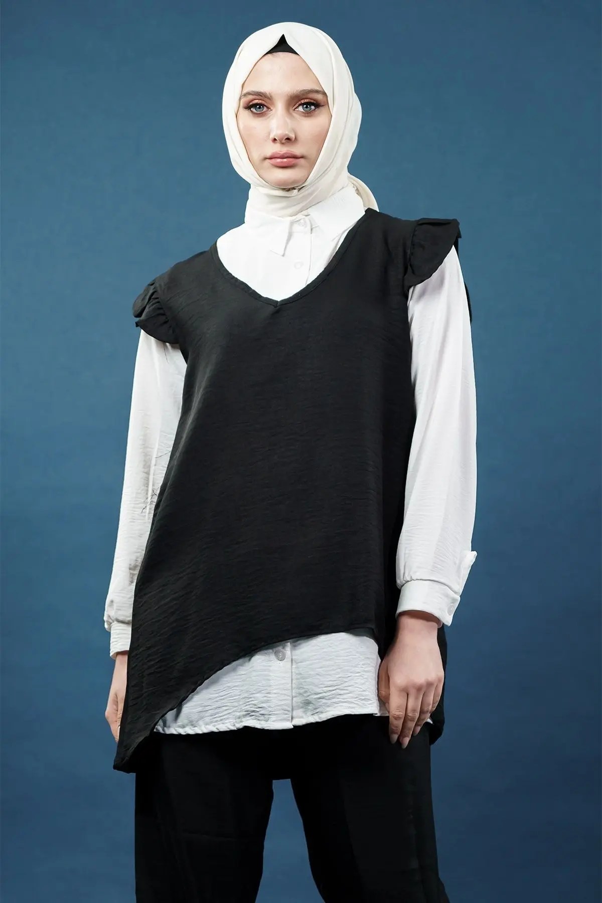 Fırfırlı Üçlü Keten Takım-detail