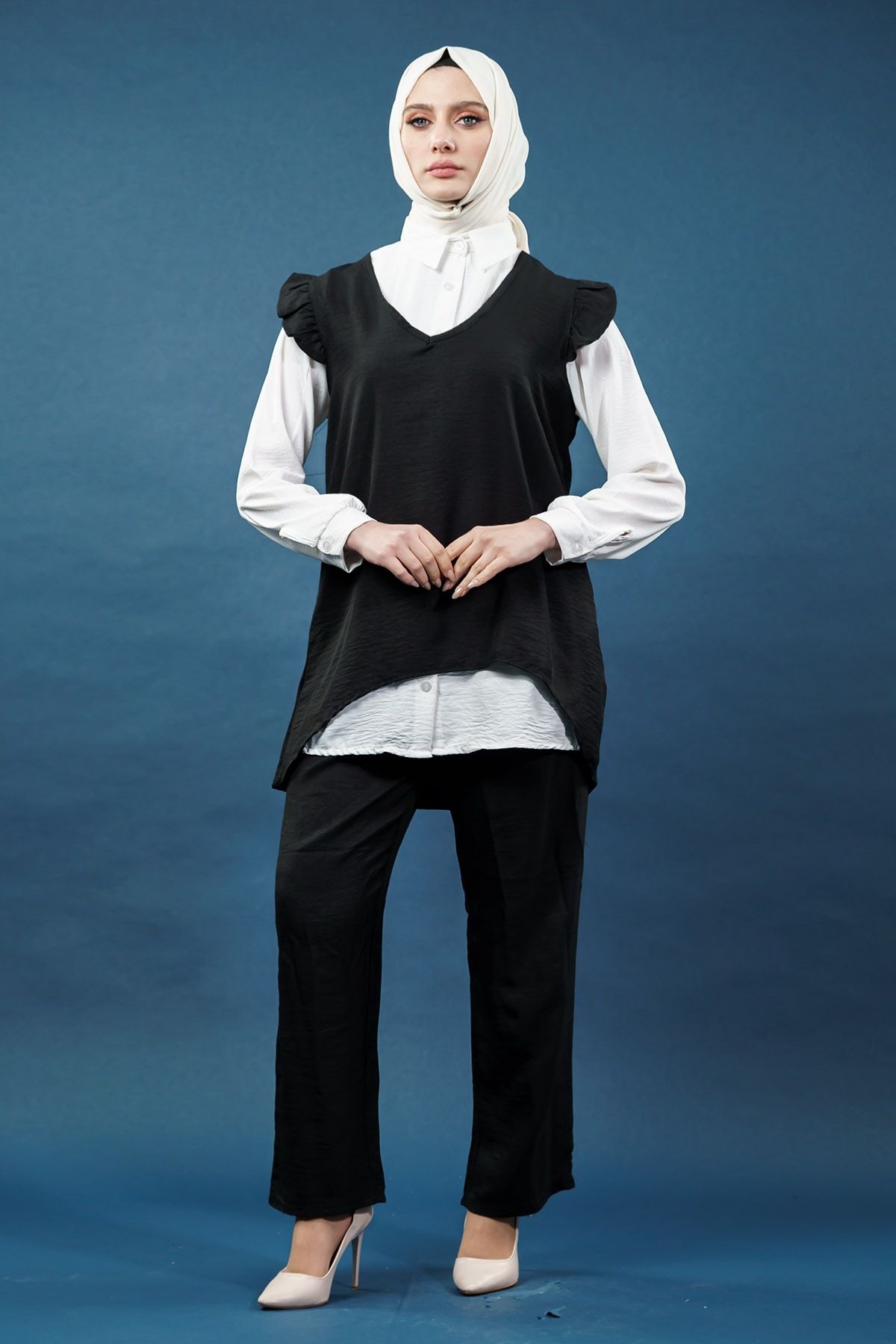 Fırfırlı Üçlü Keten Takım