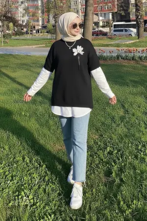 Oversized Ribbed Knit Sweater