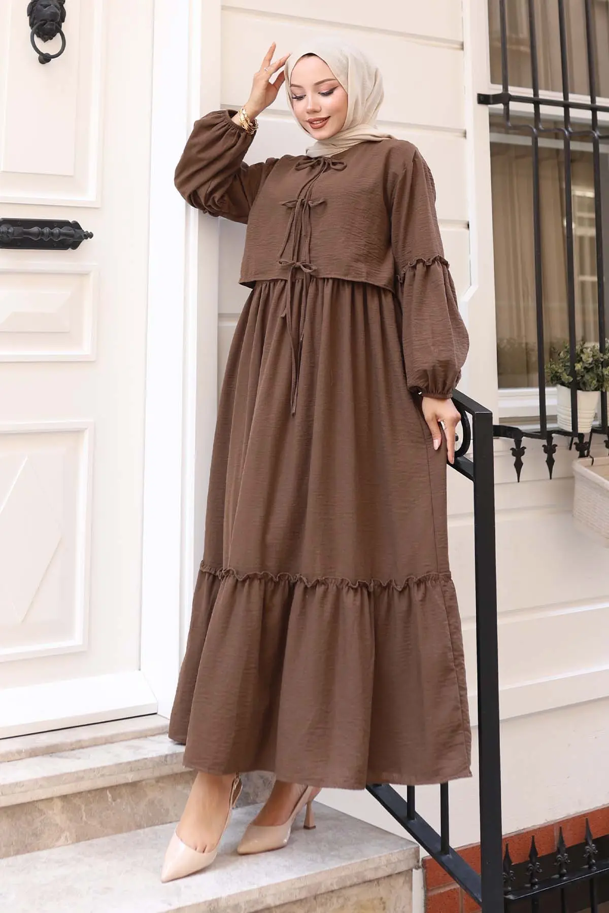 Fiyonk Detaylı Elbise Takım-detail