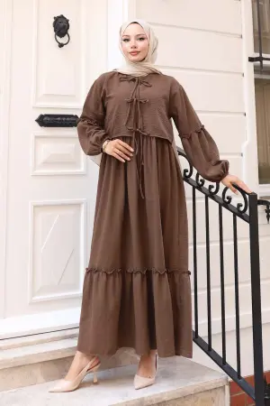 Fiyonk Detaylı Elbise Takım