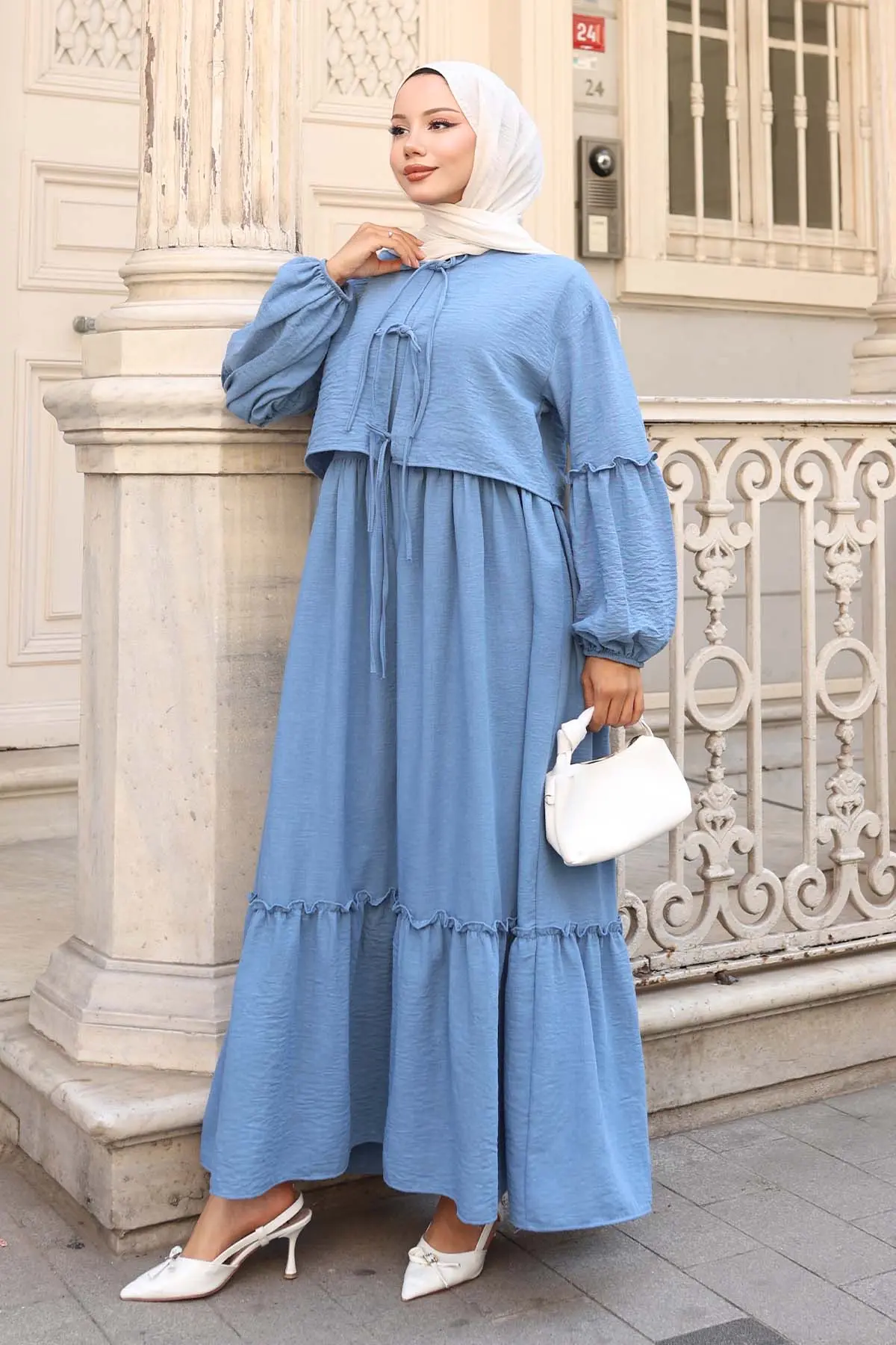 Fiyonk Detaylı Elbise Takım-detail