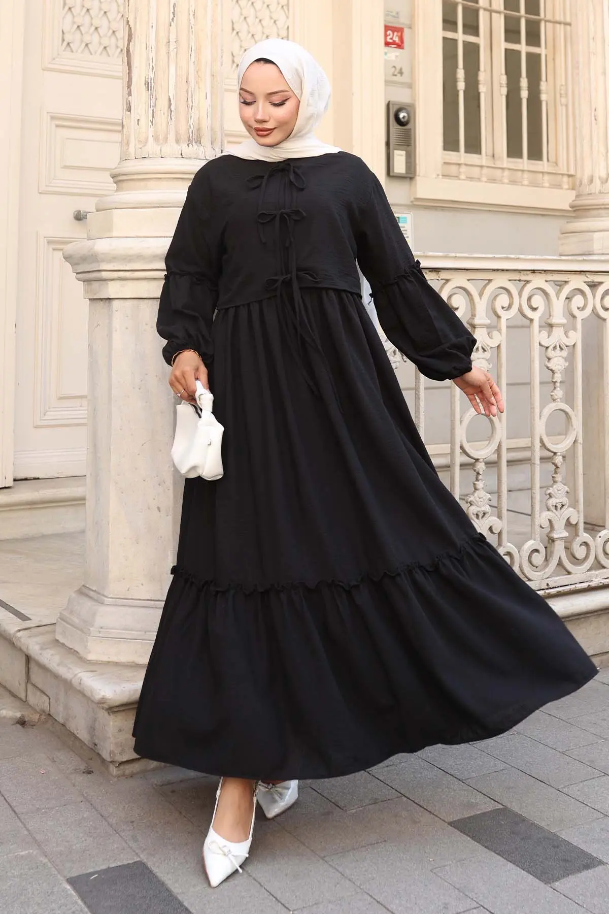 Fiyonk Detaylı Elbise Takım-detail