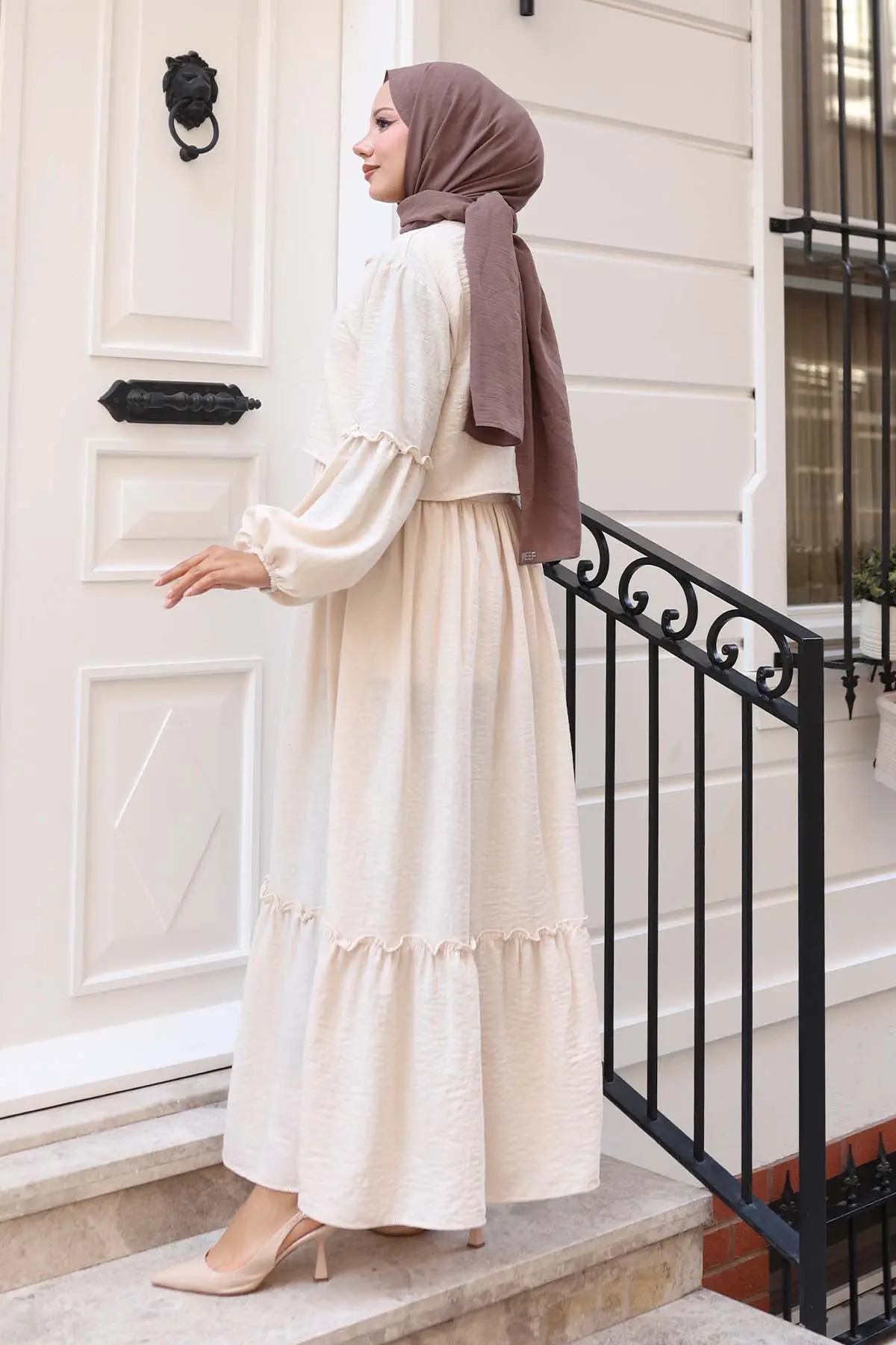 Fiyonk Detaylı Elbise Takım-detail