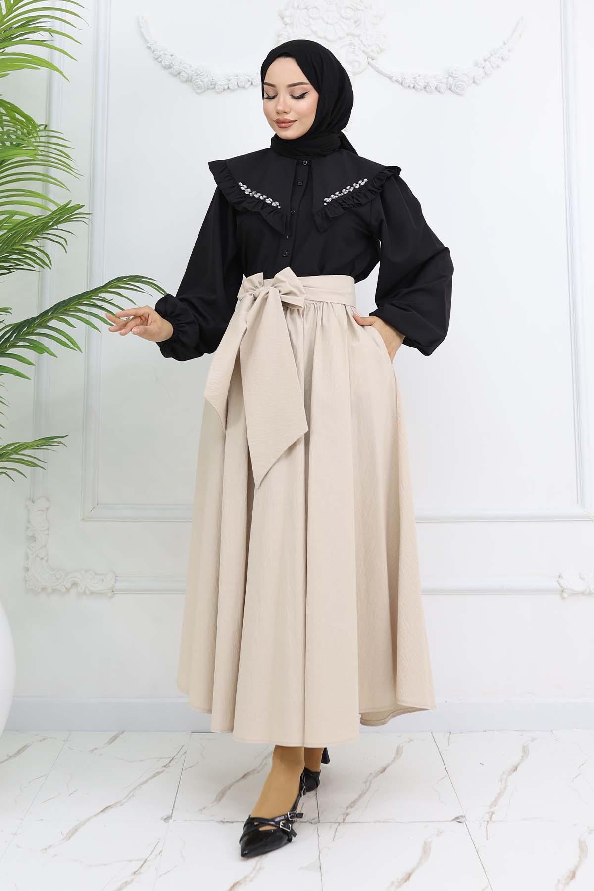 Flared Skirt With Bow Detail