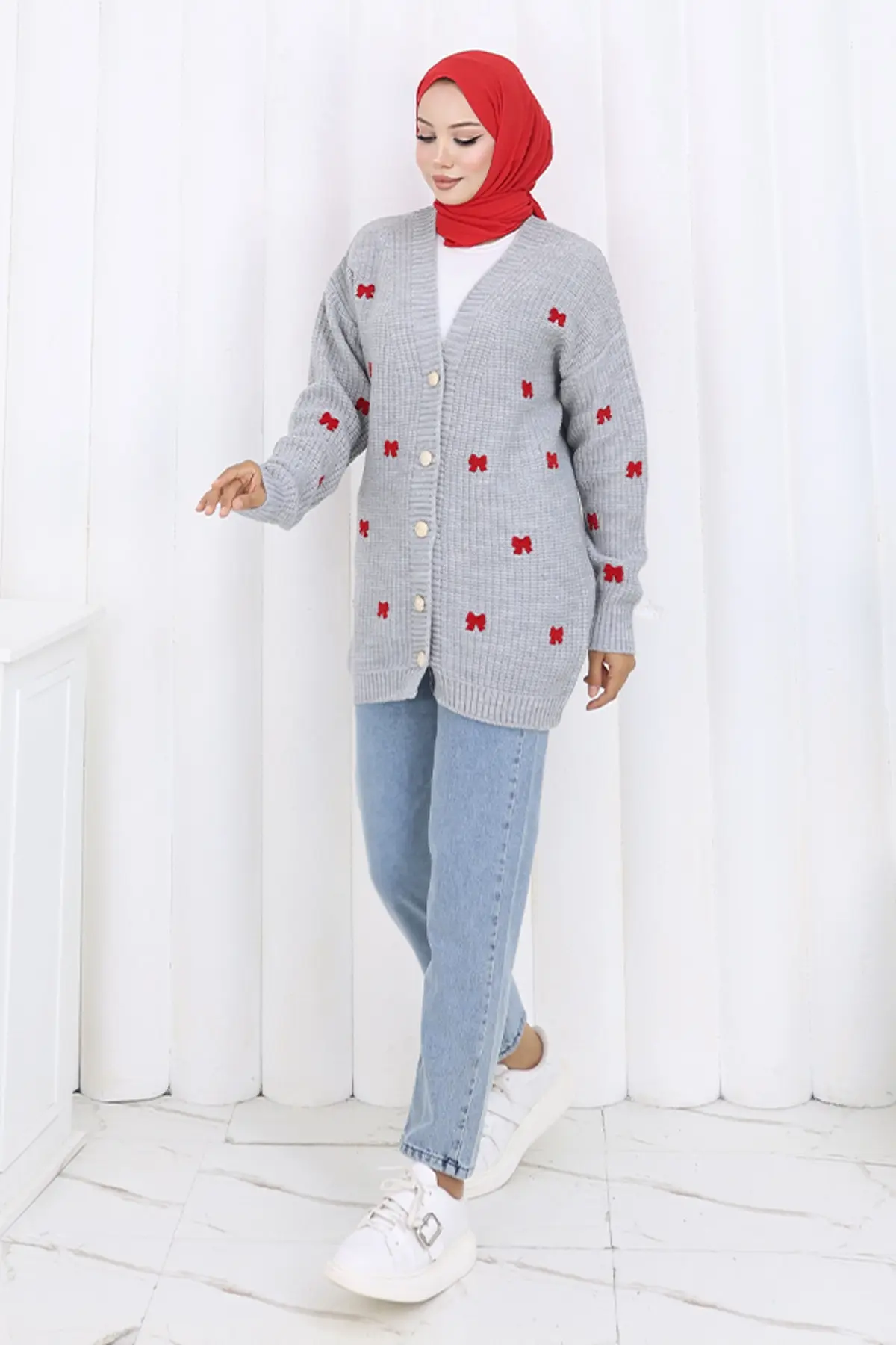 Fiyonk Detaylı Triko Hırka