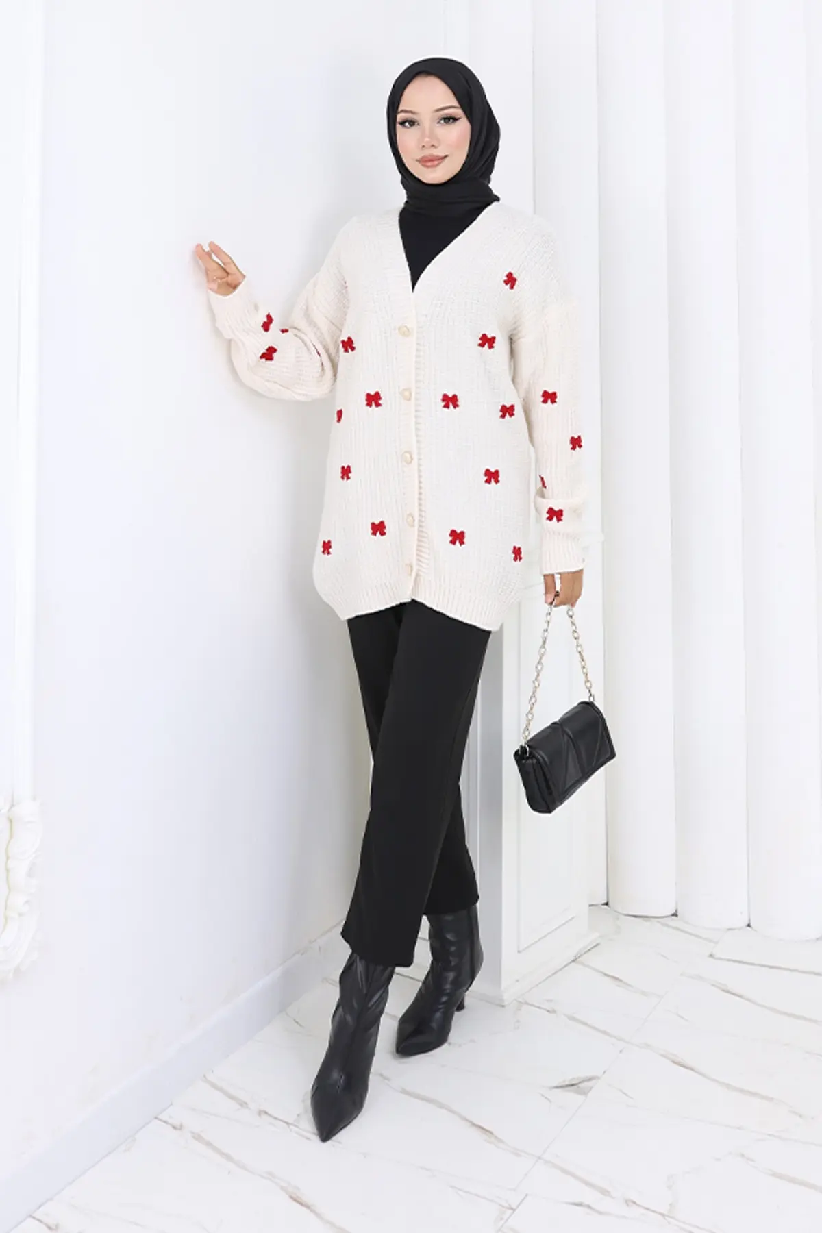 Fiyonk Detaylı Triko Hırka