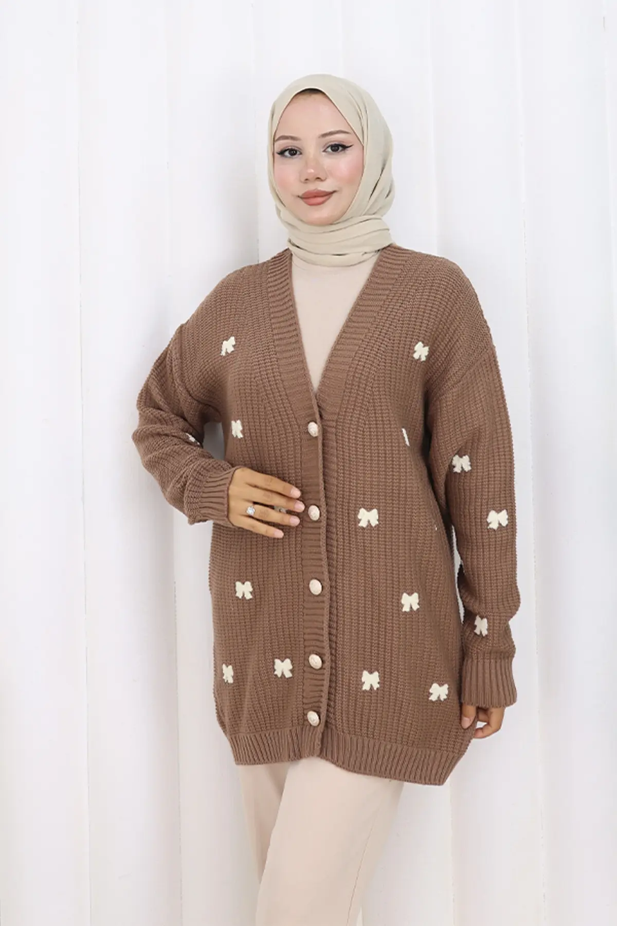 Fiyonk Detaylı Triko Hırka-detail