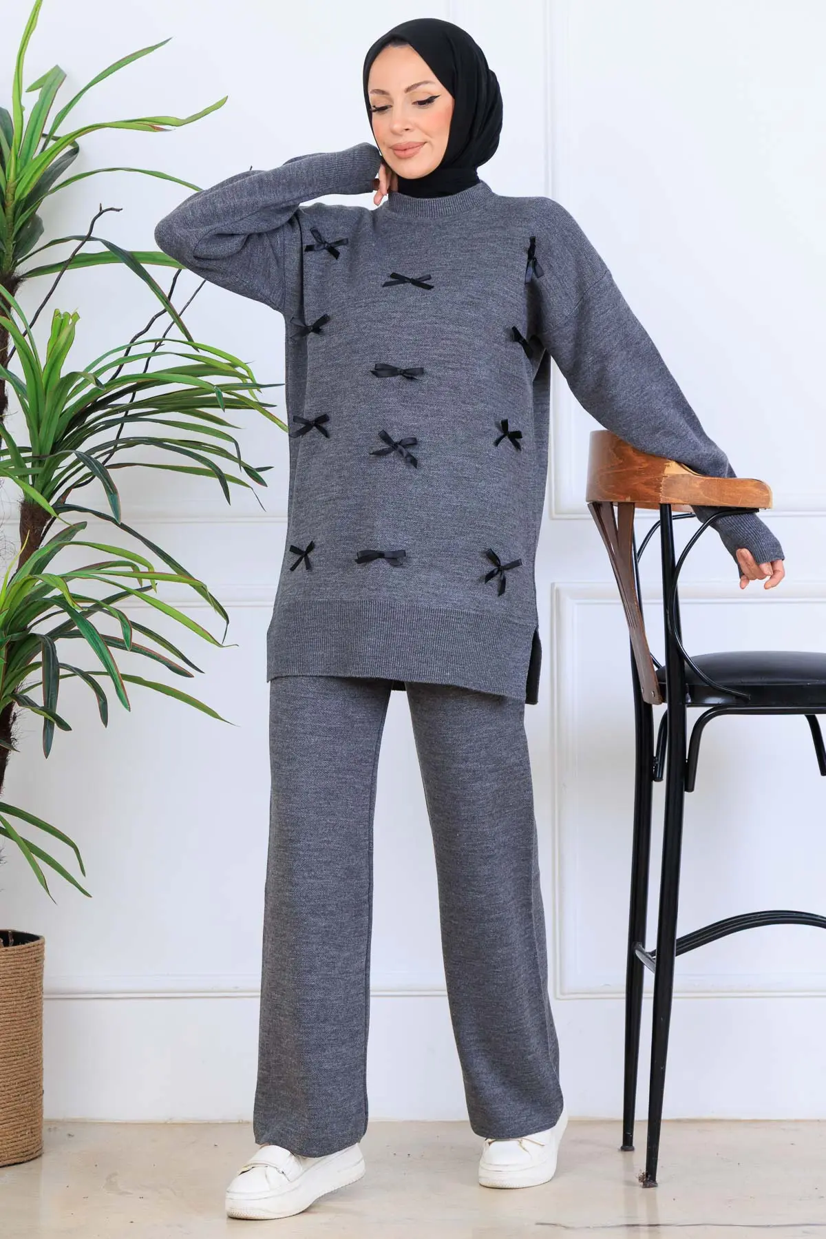 Fiyonk Detaylı Triko Takım