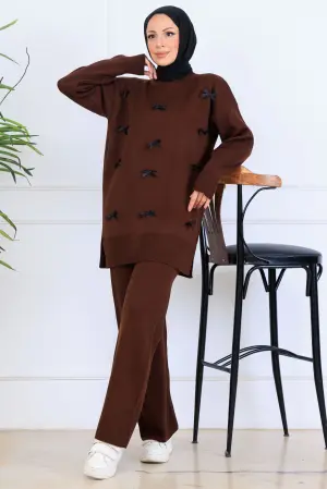 Fiyonk Detaylı Triko Takım