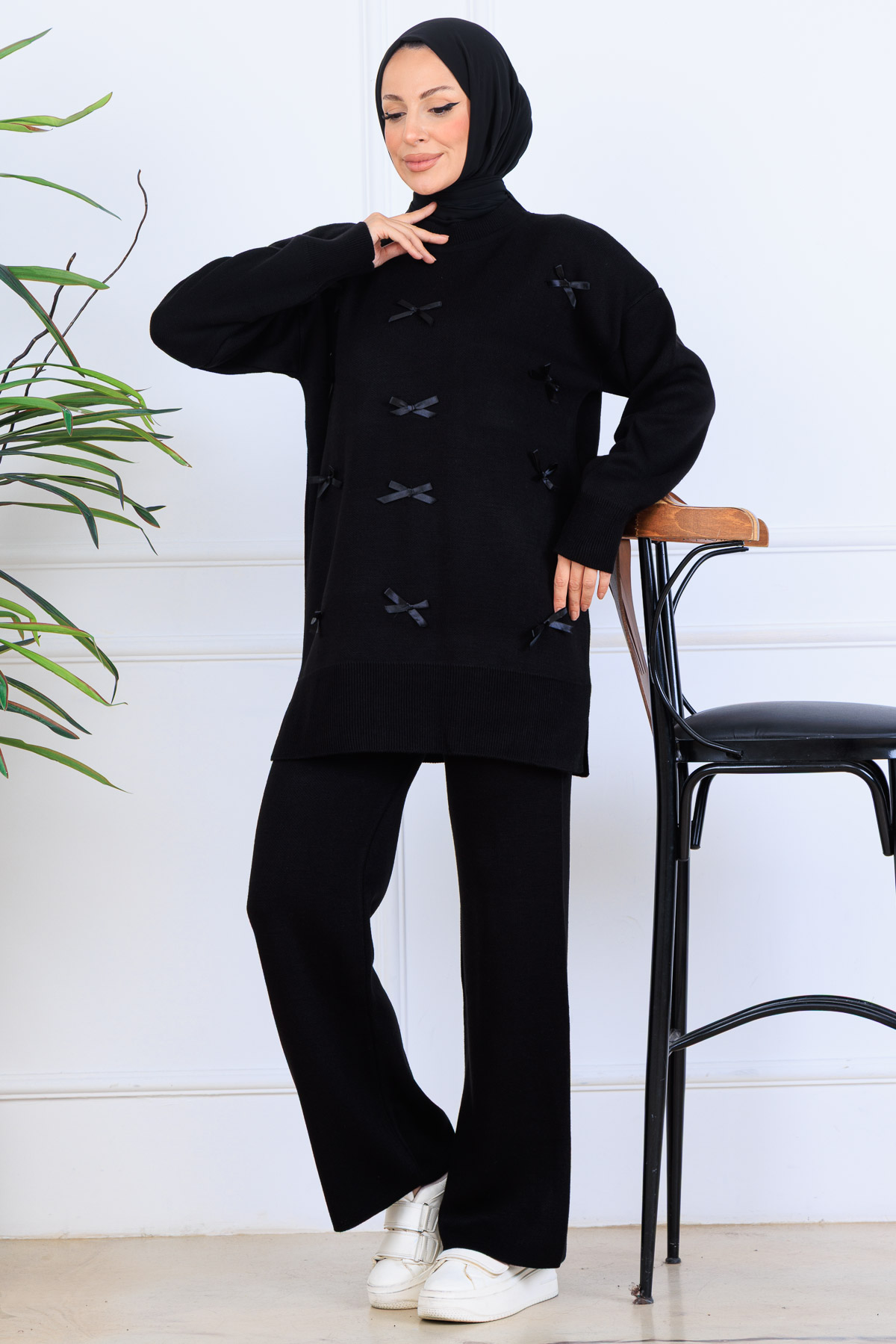 Fiyonk Detaylı Triko Takım