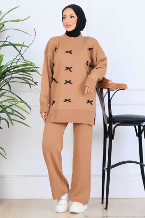 Fiyonk Detaylı Triko Takım