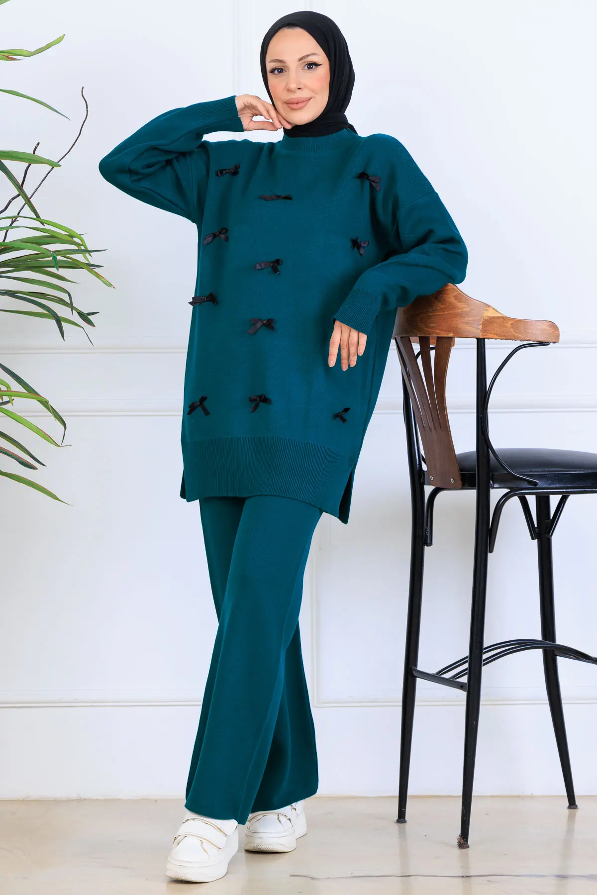 Fiyonk Detaylı Triko Takım