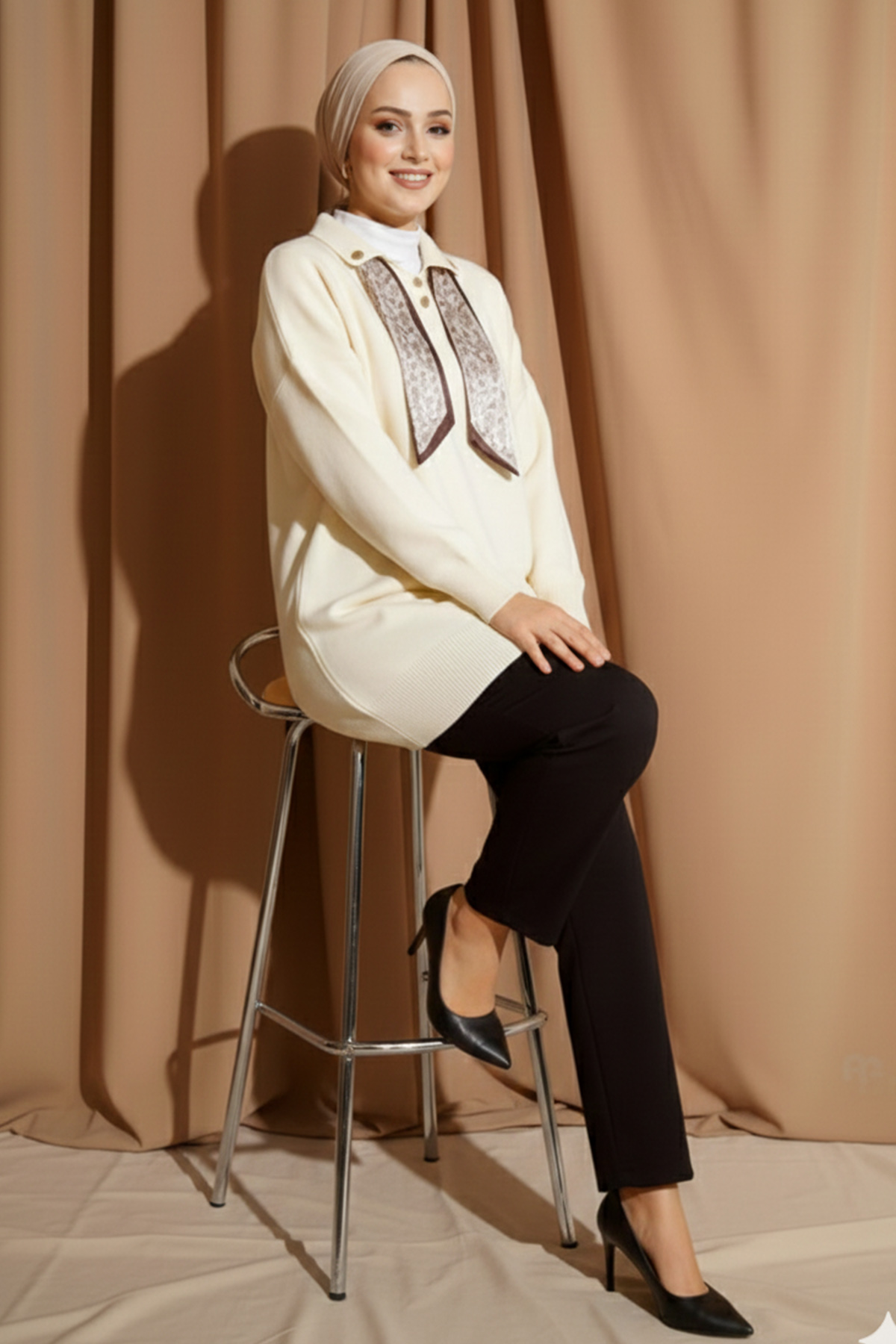 Knitted Tunic With Scarf