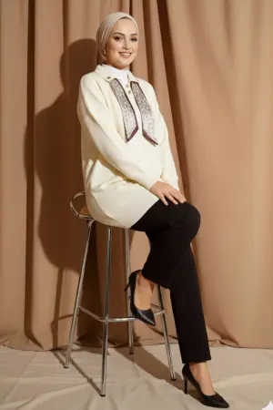 Knitted Tunic With Scarf