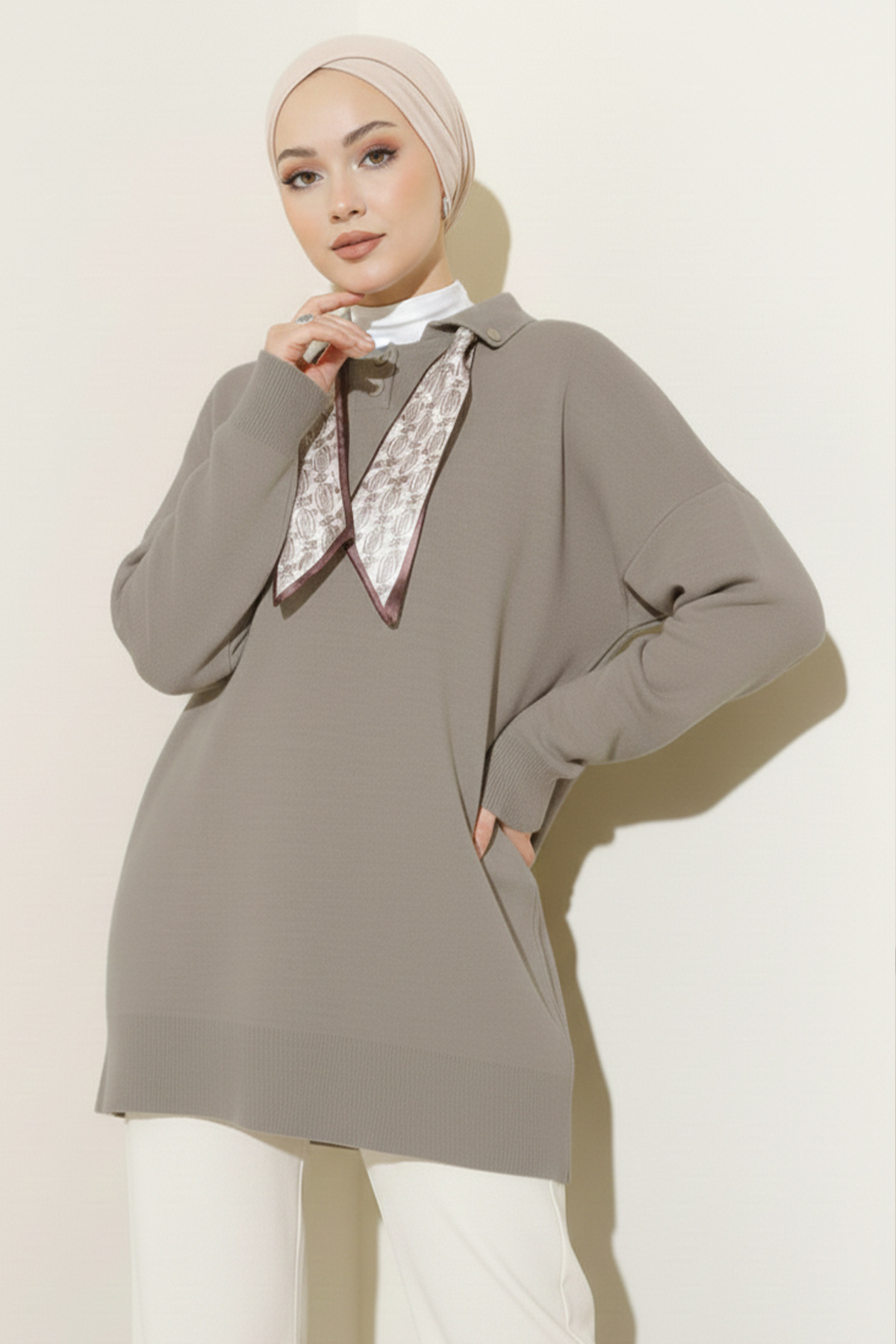 Knitted Tunic With Scarf