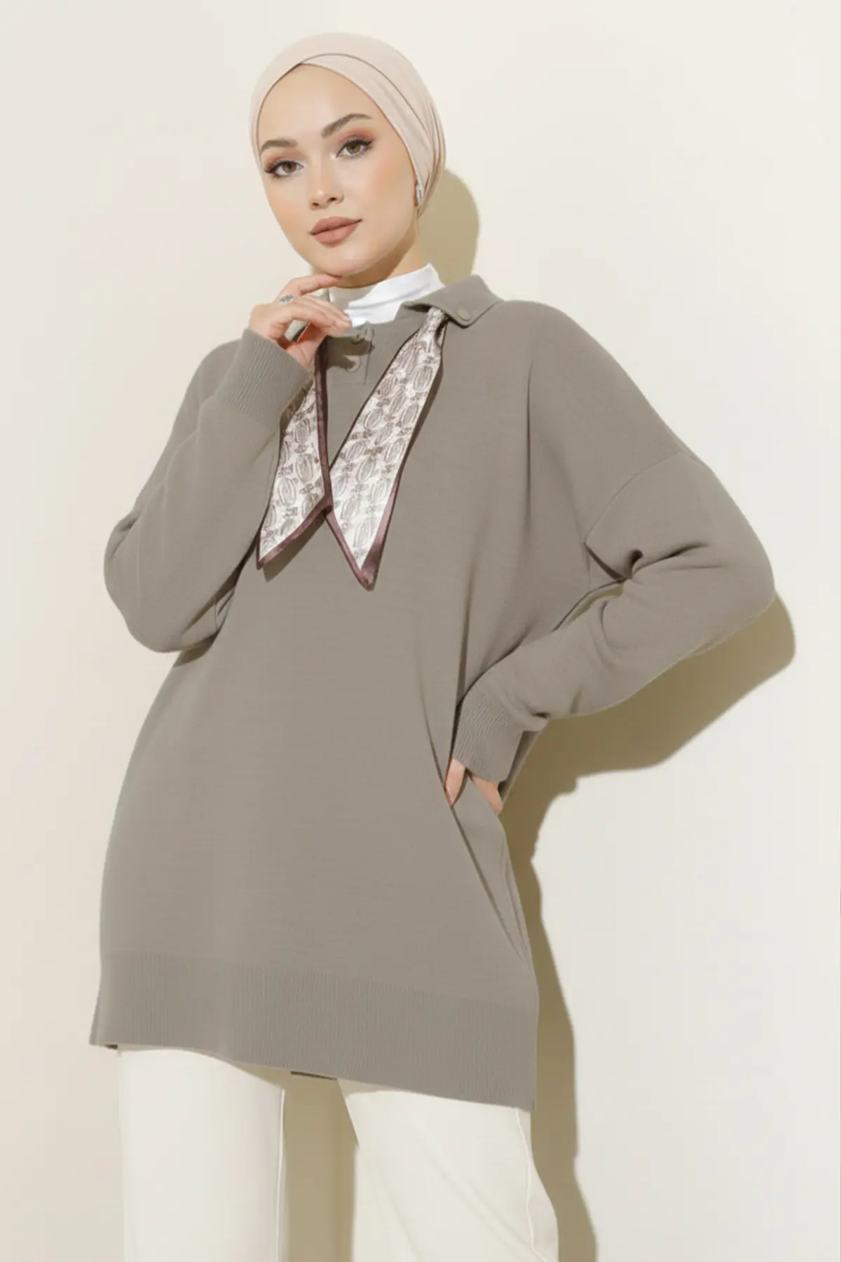 Knitted Tunic With Scarf