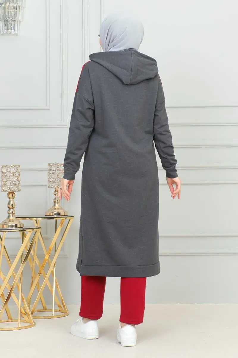 Garnili Sports Suit-detail