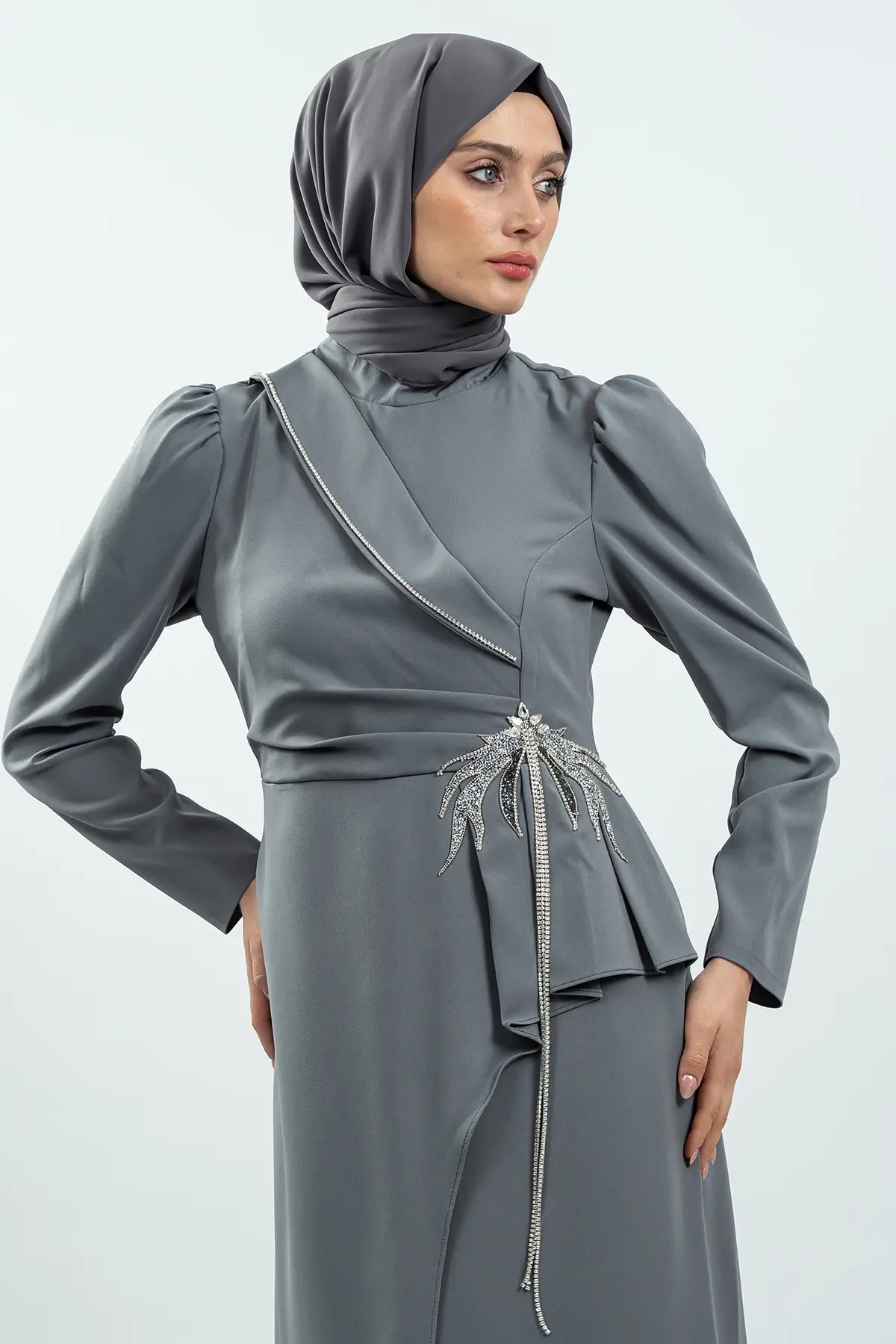 Gri Taş Detaylı Abiye Elbise-detail