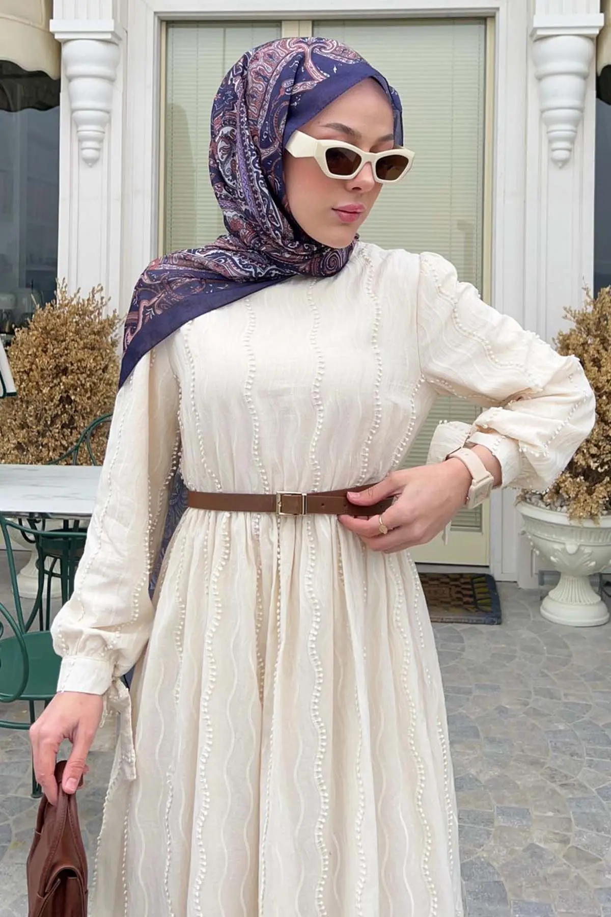 Güpür Detaylı Tesettür Elbise-detail