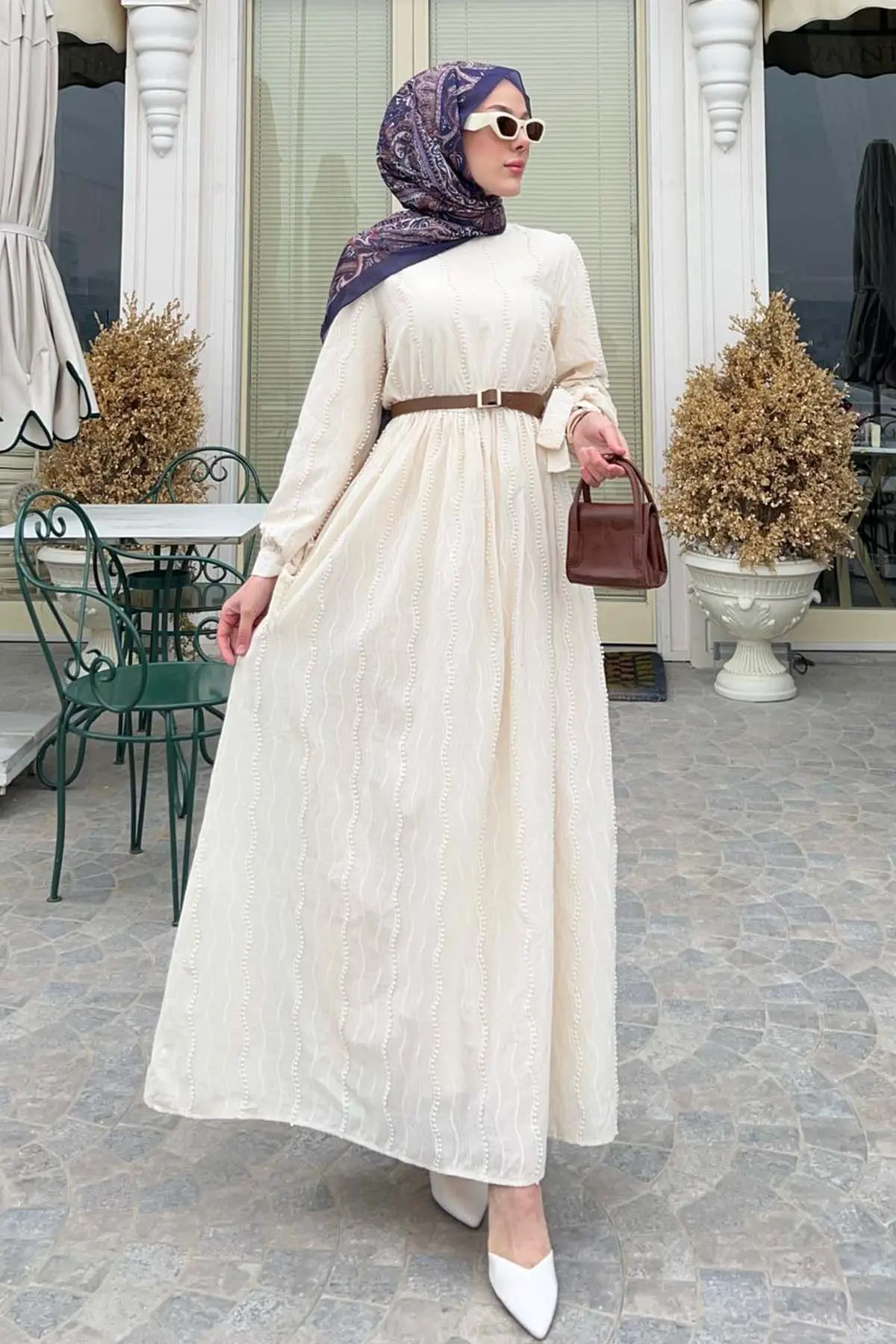 Güpür Detaylı Tesettür Elbise-detail