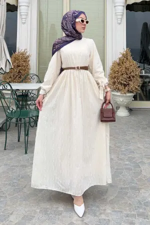 Güpür Detaylı Tesettür Elbise