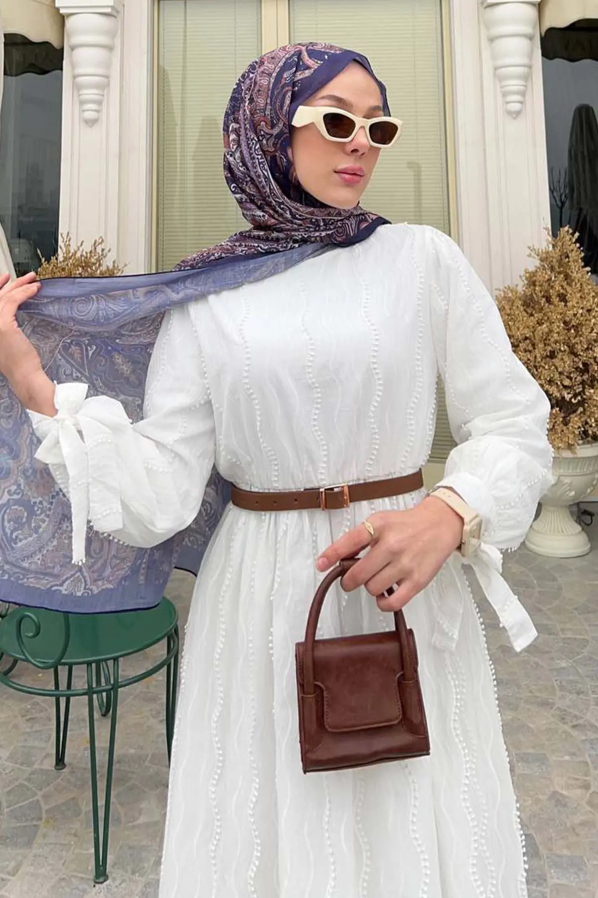 Güpür Detaylı Tesettür Elbise-detail