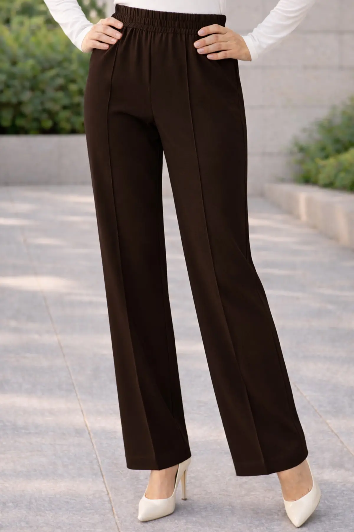 Flared Trousers-detail