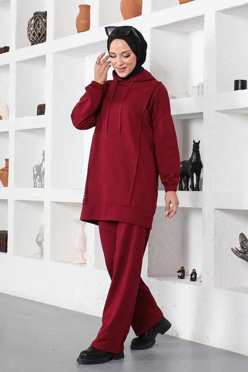 Two Thread Sports Suit-detail